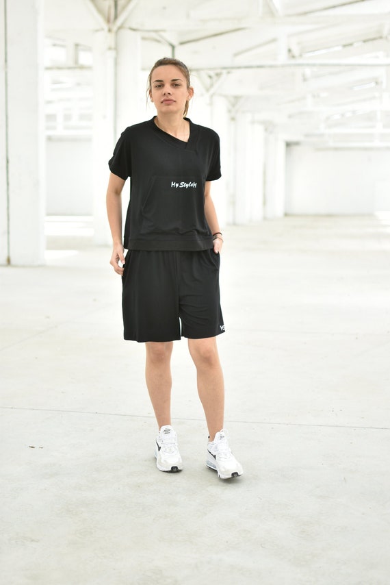 BLACK ACTIVEWEAR SHORTS