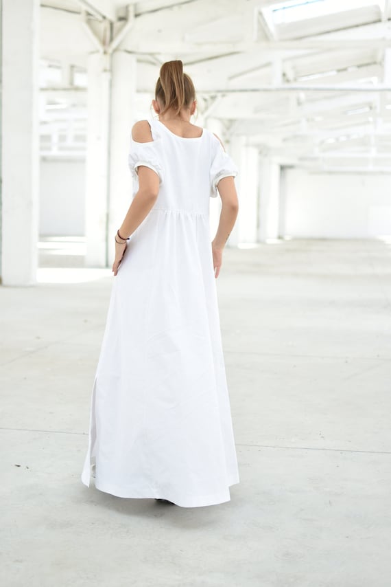 green emerald velvet dress White Maxi Dress main image 1