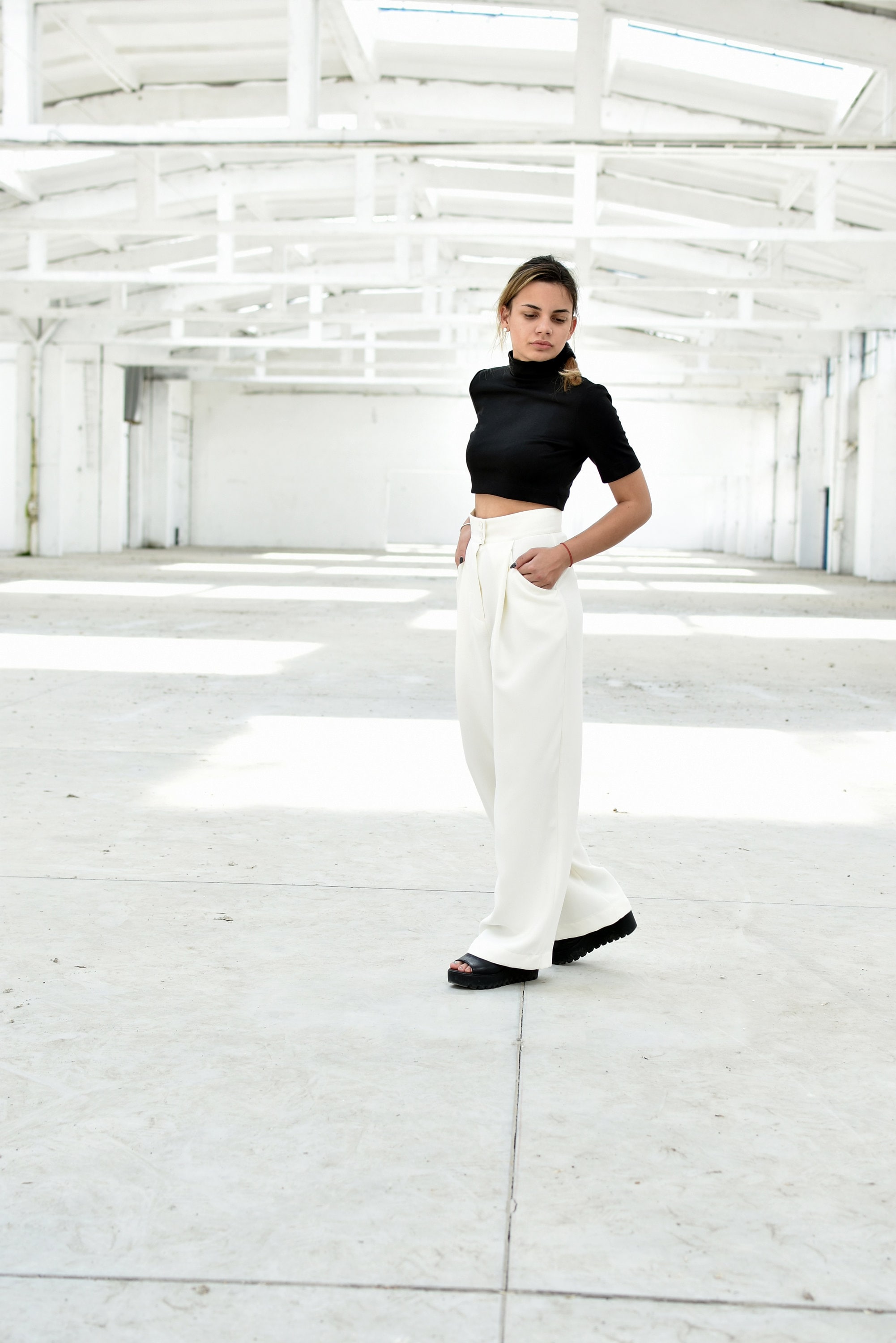 Alexis Azizi Pants in Ivory Lace | SWANK