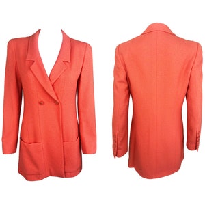 CHANEL Vintage Neon Peach Logo Button Bouclé Jacket RARE! sz FR 38 Orange Long Line Blazer Suit