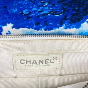 CHANEL Vintage Surf Bag Logo Print Quilted Canvas Flap Handbag image 9