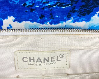 CHANEL Vintage Surf Bag Logo Print Quilted Canvas Flap Handbag 