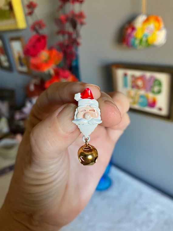 Vintage JJ Jonette Santa Claus Pin With Bell