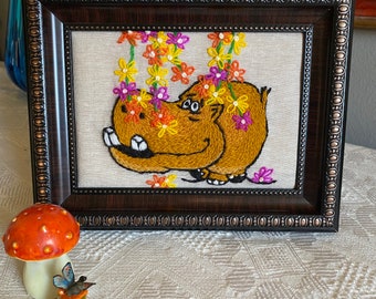 Crewel Creature House Hippo Henry Stitchery Embroidery Kit - Groovy Crewels