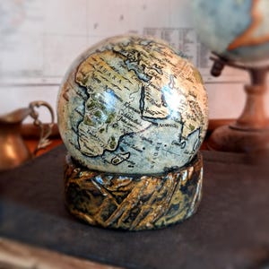 Mini mappamondo da scrivania fatto a mano: stile vintage dipinto a mano (4 pollici)