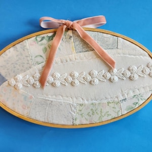 Embroidery Hoop Wall Art made with Vintage Quilt, Vintage Quilt Wall Art