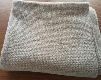 Beige Stoffrest, Wollstoffrest.