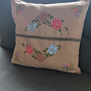 Vintage Hand Embroidered Cotton Pillowcase,  Pillowcase Embroidered with Flower Pattern, Home Decor, Shabby Chic, Cottage Style