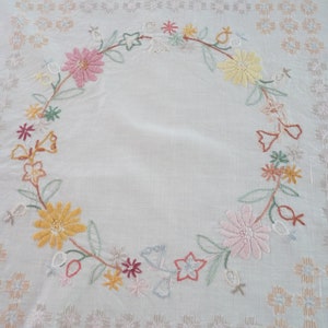 Lovely Cotton Tablecloth, Hand Embroidered Tablecloth with Flowers Pattern, Table Topper