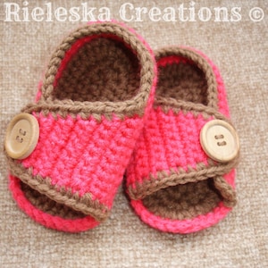 Crochet PDF Pattern- Baby Sandals-shoes/SIZES: Newborn - (3 - 6 months, 6 - 9 months).