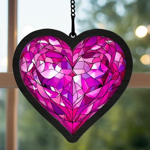  Stained Multi Sided Heart Sun Catcher Pendant, 3D Heart Stained  Glass Suncatcher, Handcrafted Pendant Ornaments for Living Room Bedroom  Wedding Pendant Decoration Christmas Decor Gift (Color : Green : Patio, Lawn