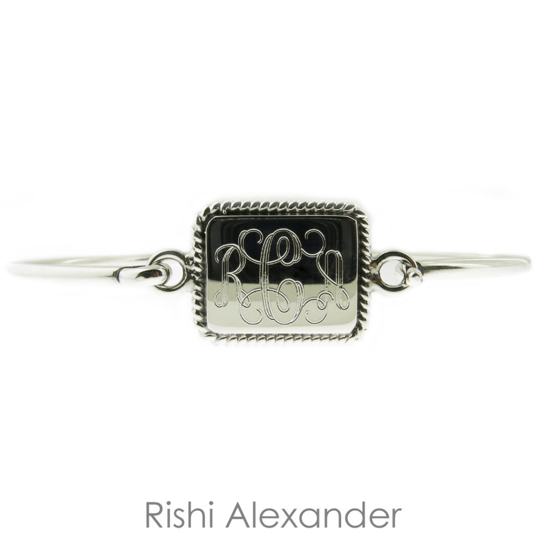 Rishi Alexander 17mm Oval Locket Made from .925 Sterling Silver with A Personalized Monogram