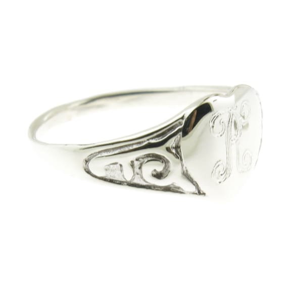 925 Sterling Silver Engravable Heart Baby Ring Size 1-5 925 Sterling Silver Engravable Heart Baby Ring Size 1-5