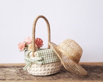 Miniature Crochet Basket with Liner, Basket with Handle, Dollhouse Basket , Doll Basket , Doll Picnic Basket , Gift for Her