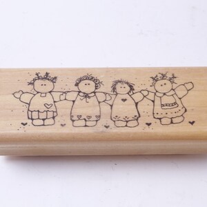 Cuatro niños, línea, muñecas de peluche, amistad, amor, adorable, sello de mensaje, madera, goma, sello, vintage, fabricación de tarjetas, ~ 20-33-1158