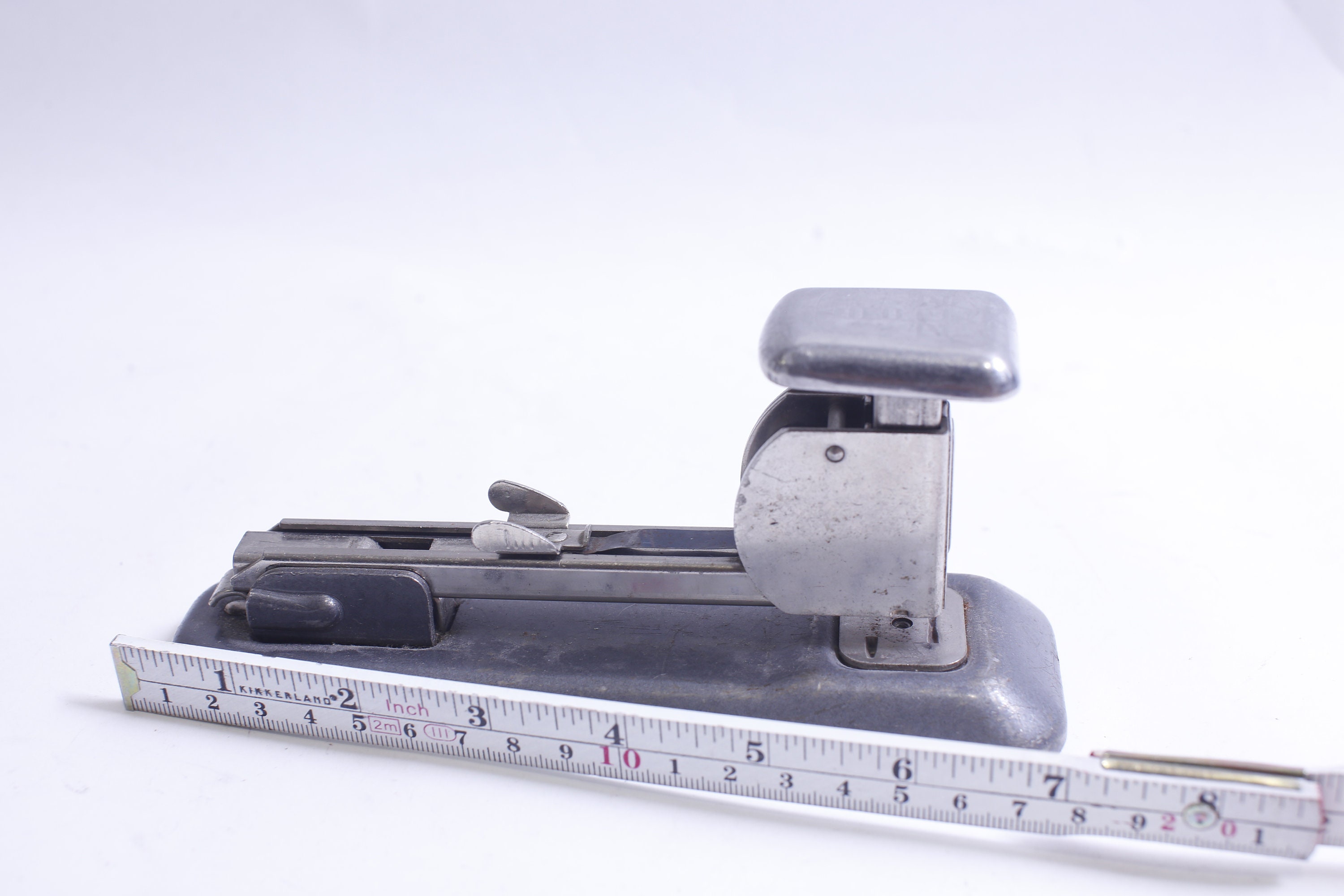 Eldon Rounded Stapler Arrow 202, Vintage Metal Stapler, 1940s, 1950s Office, Desk, Retro ...