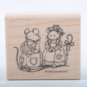 Te amo, pareja, chico, niña, ratones, tímido, corazón, lindo, estampado arriba, sello único, álbum de recortes, artesanías, vintage ~ Sir Stampinton ~ 20-01-18