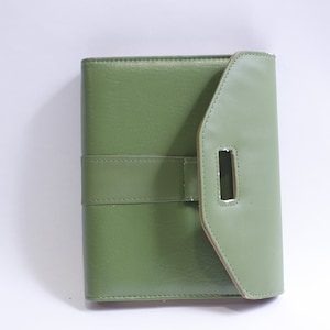 Green, Day Planner, Folding, Binder, Card Pockets, Organizer, Portable, Time Management, Productivity, Schedule, Compact, ~ 230630-DIAF 93