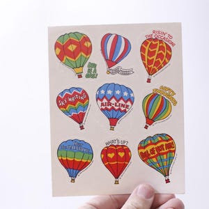 1980, keurmerkkaarten, zinnen, hete lucht, ballon, vintage ballonnen, enkel stickervel, scrapbookingateliers, verzamelen, 250130-WH 98