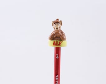 Red Pencil, Alf The Alien Melmac Pencil Topper, People Alien, Russ, Alien Figure, Movie Character, 1980s, Vintage, Collection ~ 20-01-548
