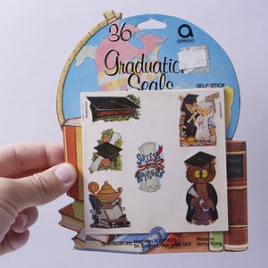 Selos de formatura, autoadesivos, diploma, coruja, estudantes, livros, parabéns, Amscan, folha de adesivos, confecção de cartões, vintage, ~ M-03-03