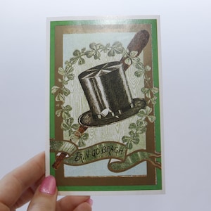 Erin Go Bragh, Irlande, chapeau haut de forme avec trèfle, années 1900, carte postale antique, photo couleur, artisanat, décor, vintage, collection, ~ WH-05 1261