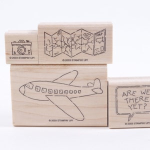 Vacances Voyage Vacances Avion Carte Caméra Sommes-nous là encore - Timbres en bois en caoutchouc Message Timbres - vintage - Fabrication de cartes ~ M-19-08