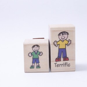 男の子、小さい、背が高い、素晴らしい、抱擁、笑顔、 - スタンプ セット、木製、ゴム、メッセージ スタンプ - ヴィンテージ - カード作成 ~ 20-01-980