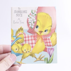 Chicken with Little Chicks in a Basket, Easter Card, USED, Folding, Cute Birds, Adorable Animals, Craft Project, Paper, Vintage, ~ WH-08 363