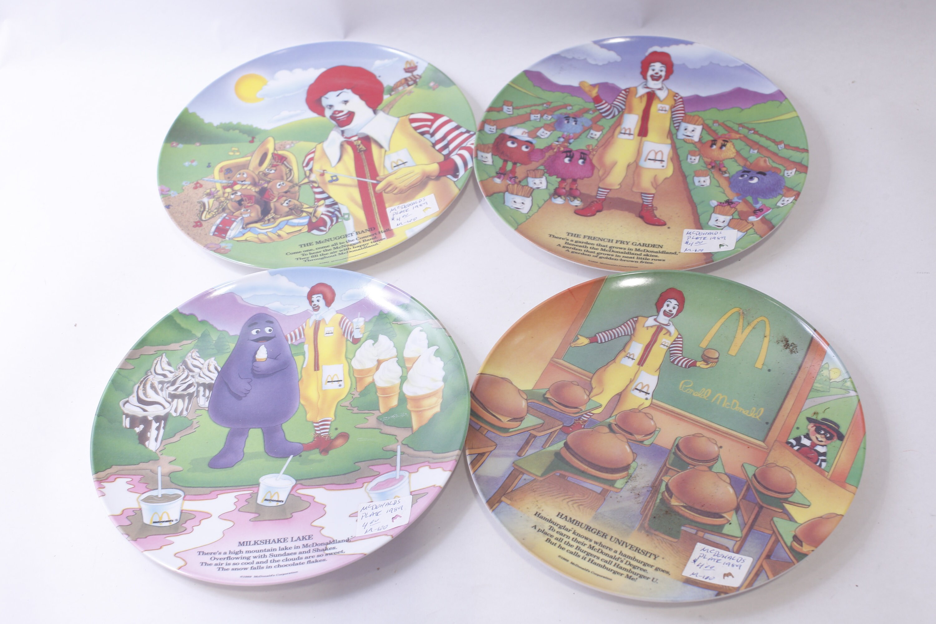 80' McDonald's Plastic Plate×4 マクドナルド絵皿 マクドナルド 絵皿 ロナルドとアスレチック – ROBOTROBOT
