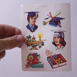 Graduación, Diploma, Estudiantes, Felicitaciones, Educación, Conocimiento, Libro, Llave, Hoja de pegatinas, Fabricación de tarjetas, Vintage, ~ M-03-04