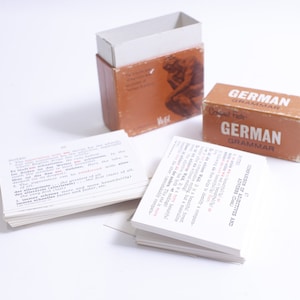 Grammaire allemande, brève présentation, cartes flash, langue, apprentissage, étude, vocabulaire, essentiel, éducation, ~ 230809-DISV 408