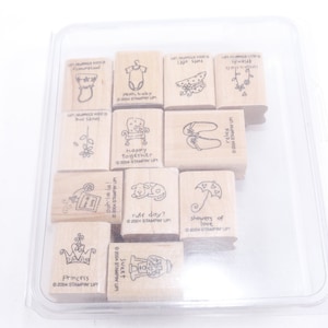 A Little Love Home Family Relax Baby Flowers Stampin Up 2004, Stamp Set Wooden Rubber Message Stamps, Vintage, Card Making ~ 20-01-132 AA