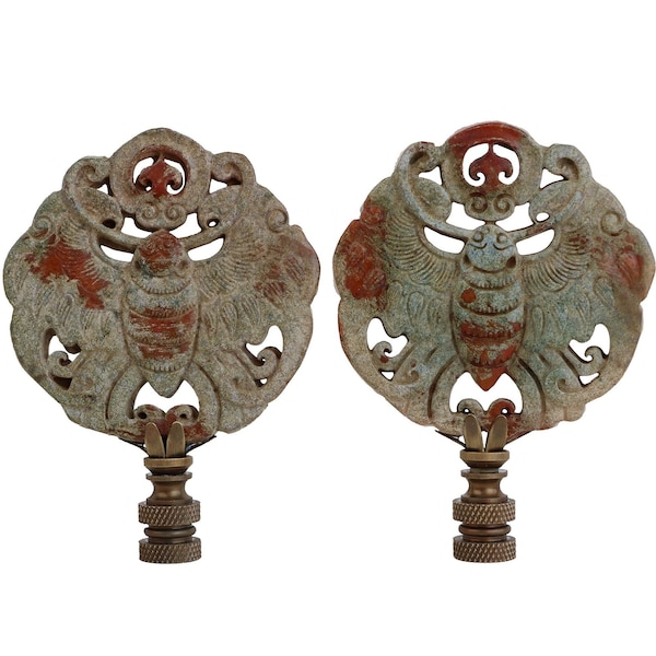 Embouts de lampe papillon en pierre panachée chinoise - Topper de lampe asiatique en pierre sculptée sur matériel en bronze - Une paire ou un embout de lampe assorti