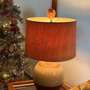 Luminária em forma de casco de tartaruga dourado com ferragens de bronze - Chama de cobre