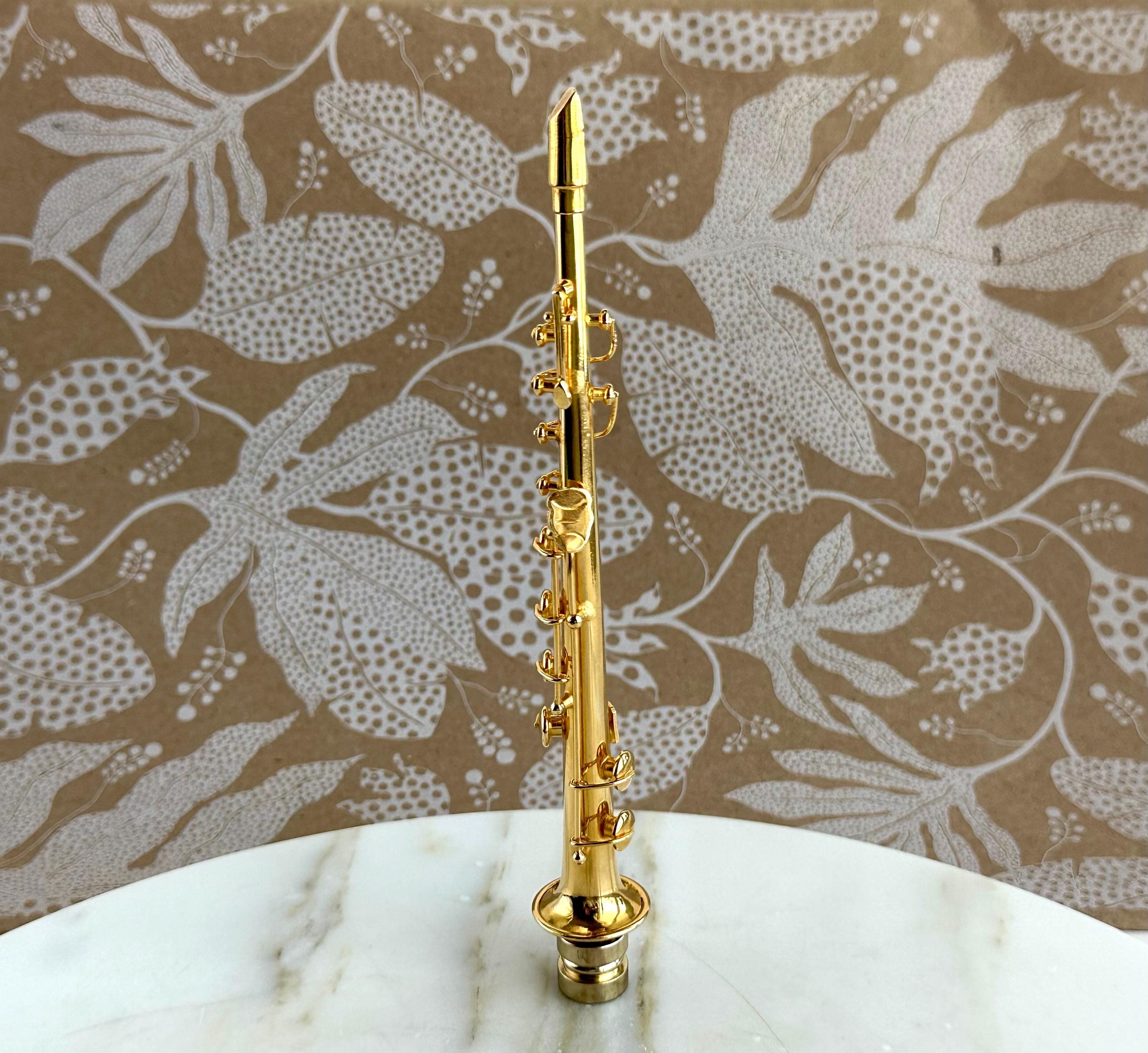 Brass Soprano Saxophone Lamp Finial on Brass Hardware - Gold