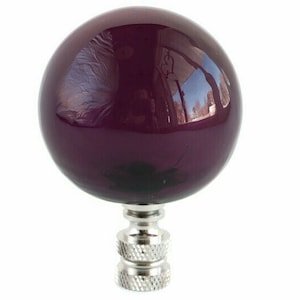 Mundgeblasene Glas-Lampen-Knopf in Amethyst-Lila auf silbrigen Chrom-Hardwares - ein einzelner Knebel oder ein passendes Paar