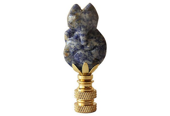 Malachite Lozenge Lamp Finial on a Shiny Brass Base