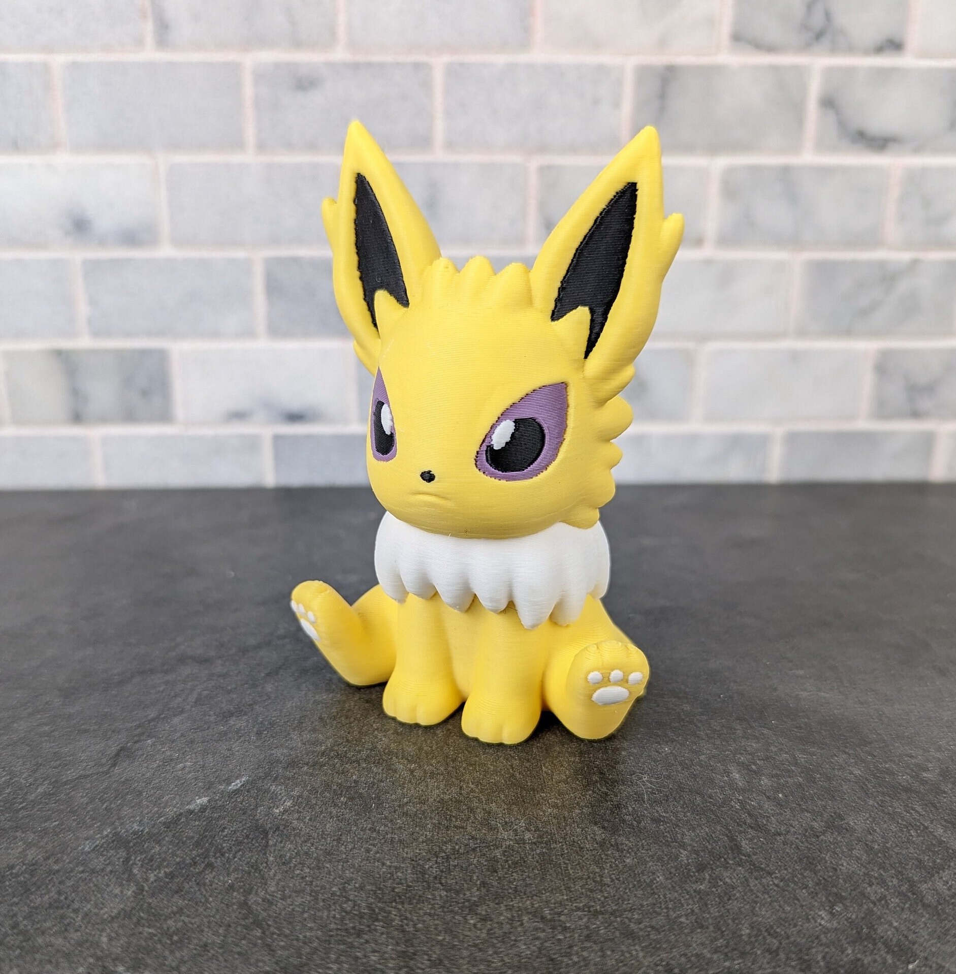 Jolteon pokémon elétrico eeveelution