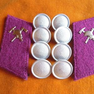 Set of 8 Vintage Silver Color Metal German Fireman Uniform Blazer Buttons D20mm and Two Patches #E147
