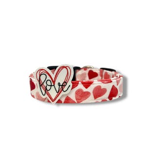 Valentine&#39;s Day Dog Collar, Watercolor Heart Dog Collar with Embellishment, Dog Collar for Valentine&#39;s Day, Heart Dog Collar, Red Hearts