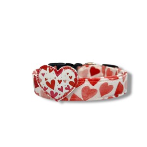 Valentine&#39;s Day Dog Collar, Watercolor Heart Dog Collar with Embellishment, Dog Collar for Valentine&#39;s Day, Heart Dog Collar, Red Hearts