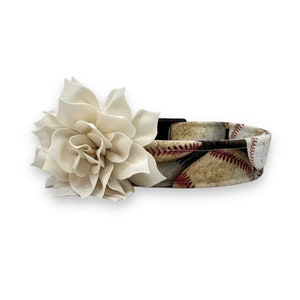 Baseball Dog Collar, Vintage Baseball Collar for Dog with Flower, Baseball Collar, Sport Dog Collar, Baseballs, Vintage Baseballs