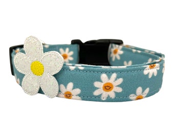 Daisy Dog Collar, Floral Dog Collar with Daisy Dog Collar Embellishment, Smiling Daisy Dog Collar, Spring Dog Collar, Blue Daisy Dog Collar