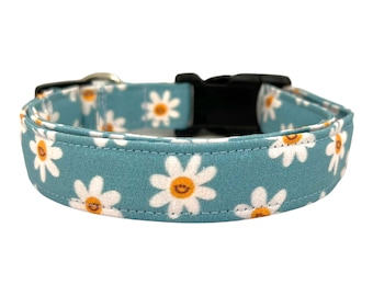 Daisy Dog Collar, Floral Dog Collar, Spring Dog Collar, Smiling Daisy Dog Collar, Spring Dog Collar, Blue Daisy Dog Collar