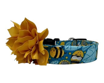 Turquoise Bee Dog Collar with Flower
