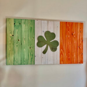 Wood Irish Flag, Irish Bar Decor, Personalized Irish Flag, Shamrock Irish Flag, Irish Wedding Gift, Wood Anniversary Gift, Rustic Bar Flag