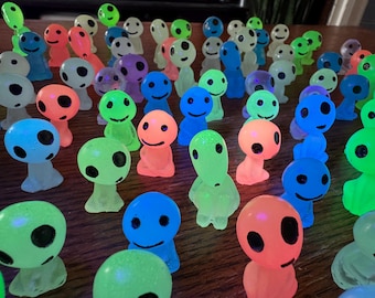 Glow-in-the-Dark Kodama Forest Spirit Set: Blacklight Reactive Ghibli Decor