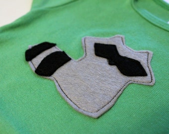 12-18M Green Raccoon Applique Bodysuit (Onesie)