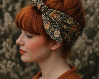 Foulard per capelli floreale di William Morris, fascia per coda di cavallo in nastro di cotone fatta a mano, accessorio botanico in stile cottagecore